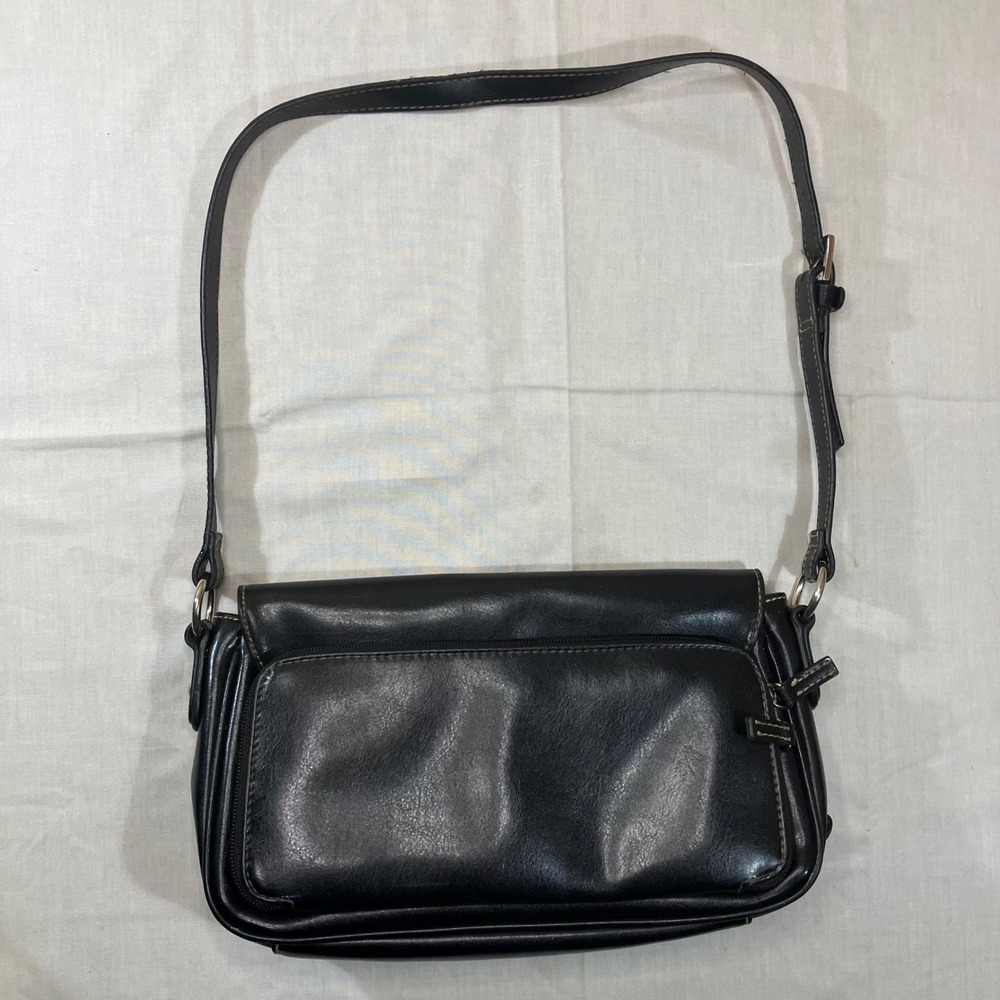 Villager Liz Claiborne Black Faux Leather Baguette Shoulder Bag Contrast Stitch